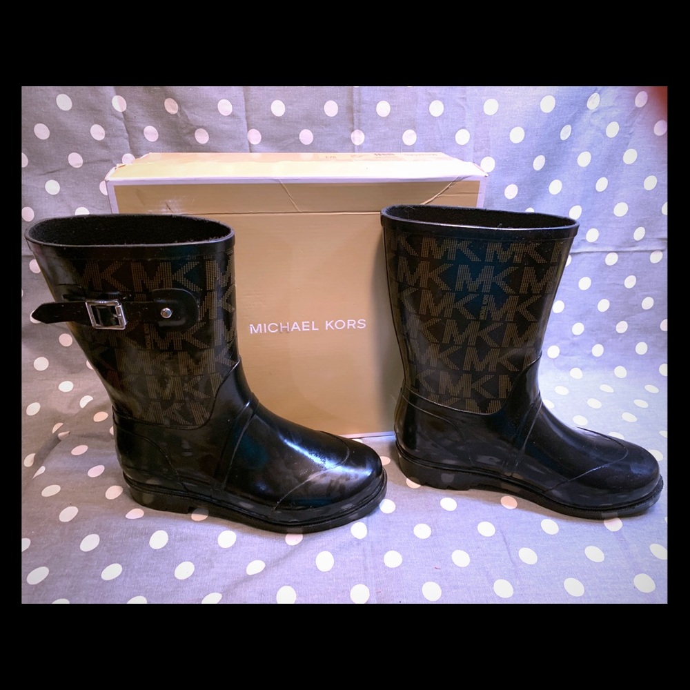 Michael Kors rain boots Size 9